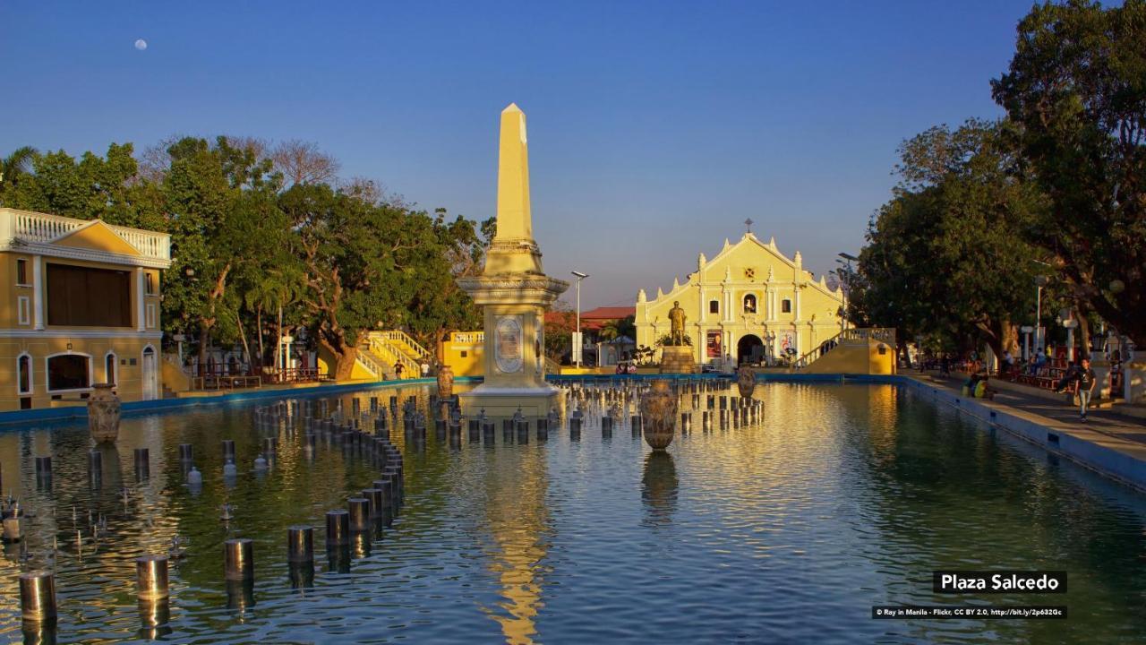 Villa Angela Heritage House Vigan Bagian luar foto